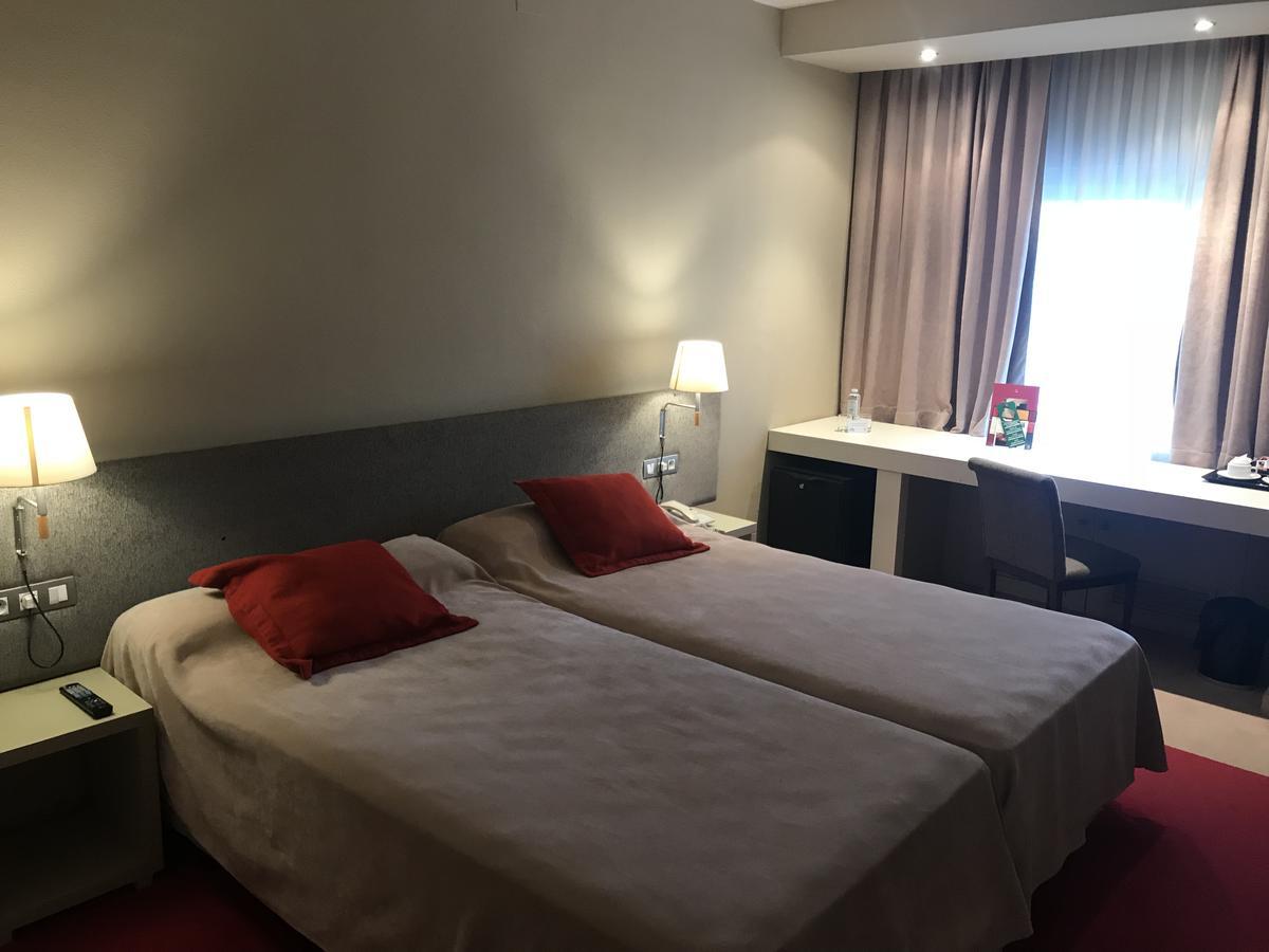 Hotel Condes De Urgel 레이다 외부 사진